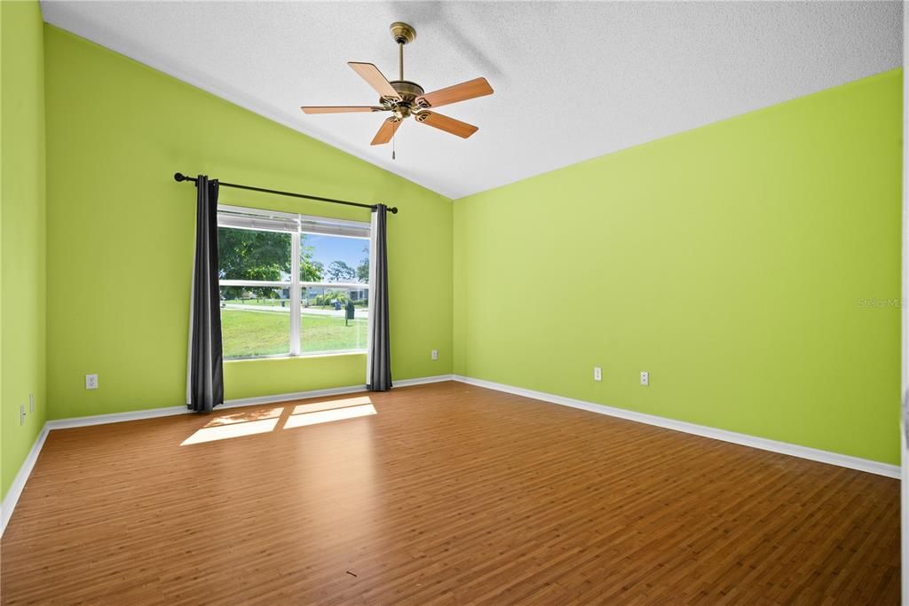 En Renta: $2,400 (2 camas, 2 baños, 1341 Pies cuadrados)