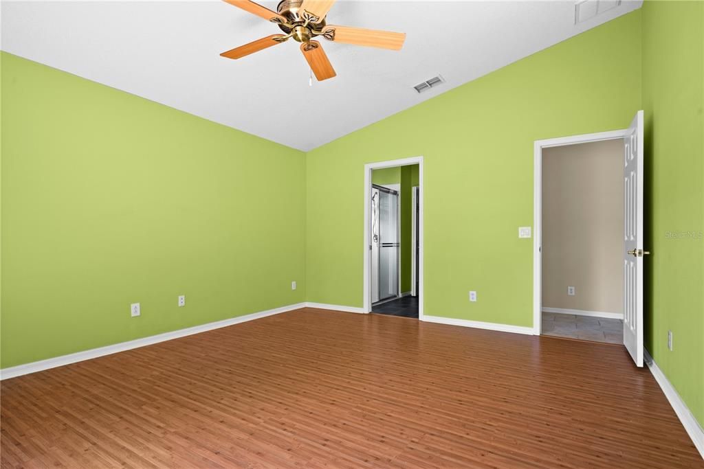 En Renta: $2,400 (2 camas, 2 baños, 1341 Pies cuadrados)