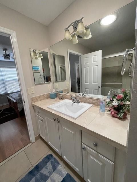 For Rent: $2,200 (3 beds, 2 baths, 1285 Square Feet)