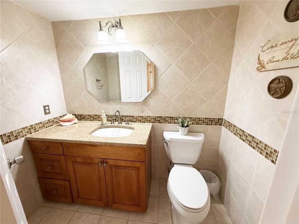 For Sale: $520,000 (2 beds, 2 baths, 2320 Square Feet)