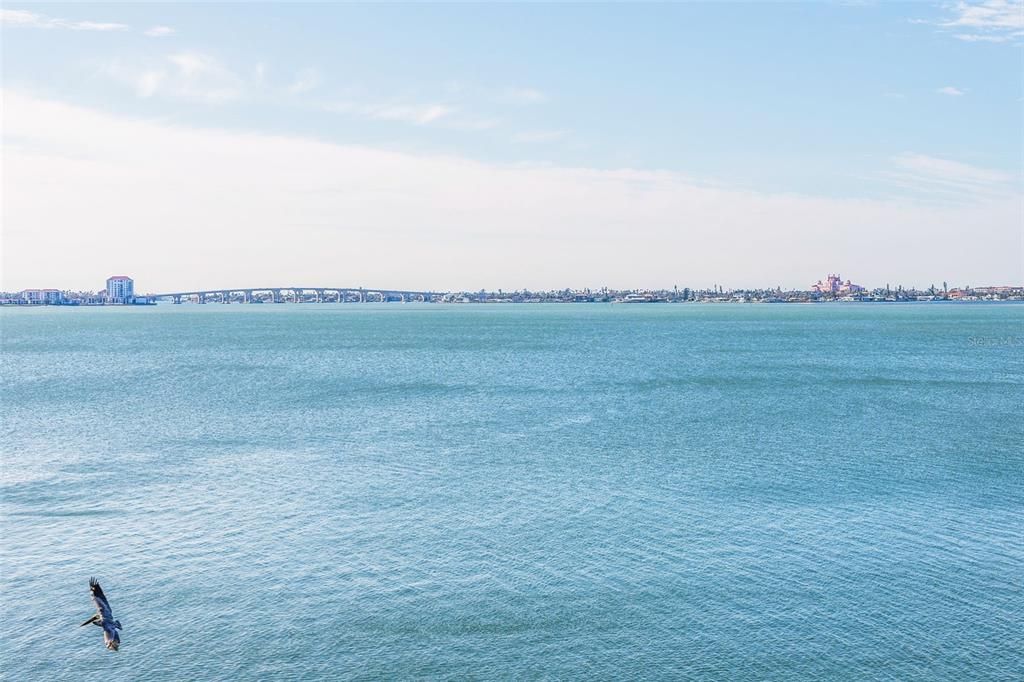 For Sale: $520,000 (2 beds, 2 baths, 2320 Square Feet)