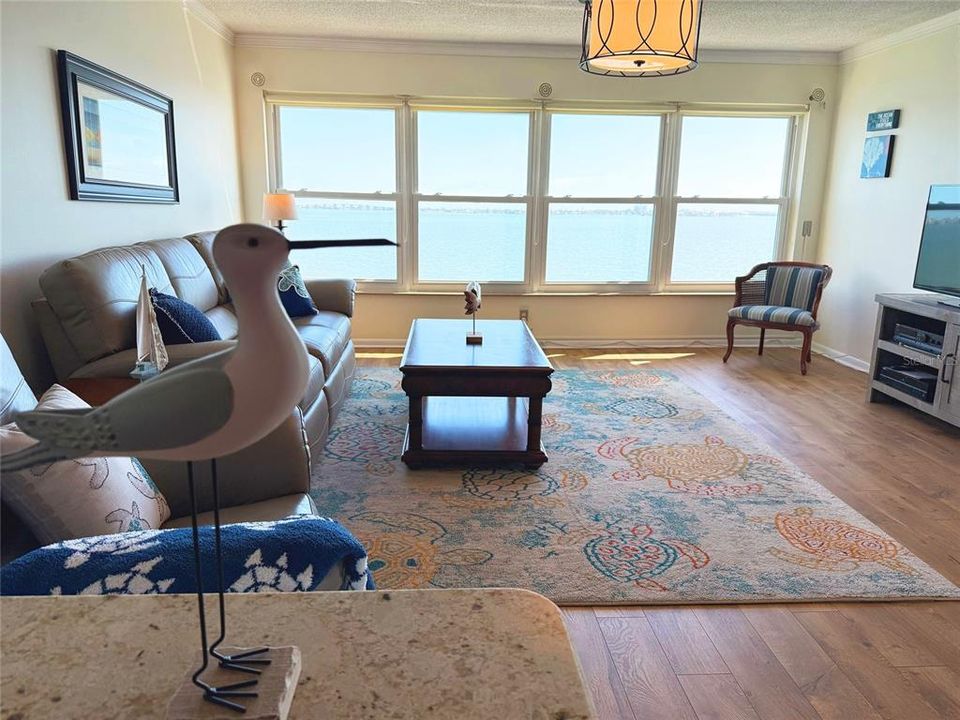 For Sale: $520,000 (2 beds, 2 baths, 2320 Square Feet)