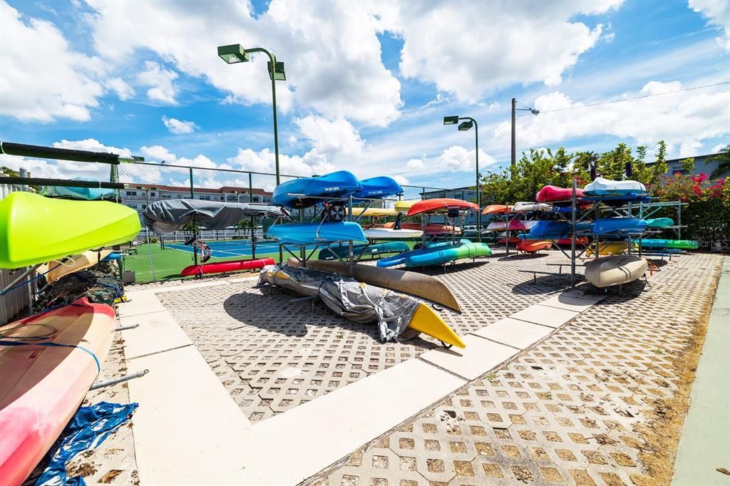 For Sale: $520,000 (2 beds, 2 baths, 2320 Square Feet)