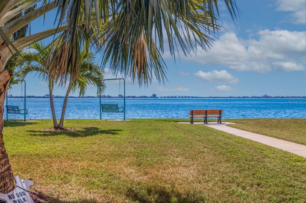 For Sale: $520,000 (2 beds, 2 baths, 2320 Square Feet)