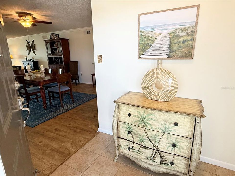 For Sale: $520,000 (2 beds, 2 baths, 2320 Square Feet)