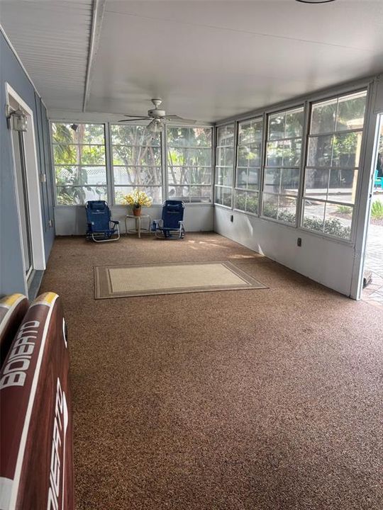 En Venta: $785,000 (3 camas, 3 baños, 2477 Pies cuadrados)