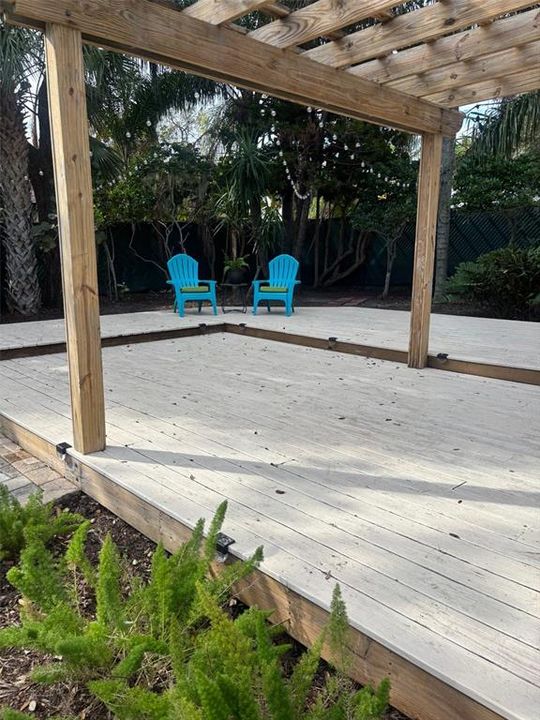 En Venta: $785,000 (3 camas, 3 baños, 2477 Pies cuadrados)