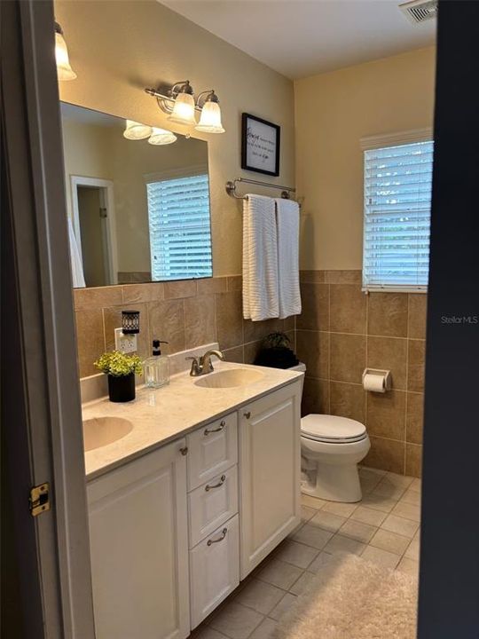 На продажу: $785,000 (3 спален, 3 ванн, 2477 Квадратных фут)