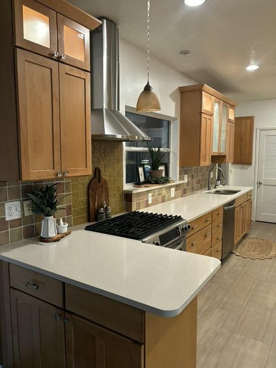 На продажу: $785,000 (3 спален, 3 ванн, 2477 Квадратных фут)