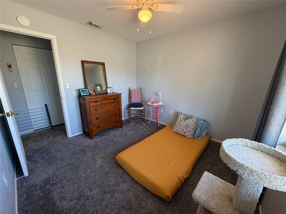 For Sale: $239,900 (3 beds, 2 baths, 1319 Square Feet)