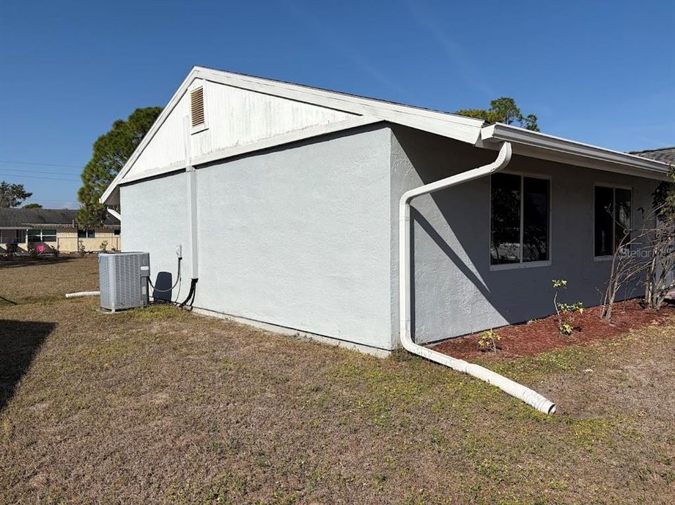 En Venta: $239,900 (3 camas, 2 baños, 1319 Pies cuadrados)