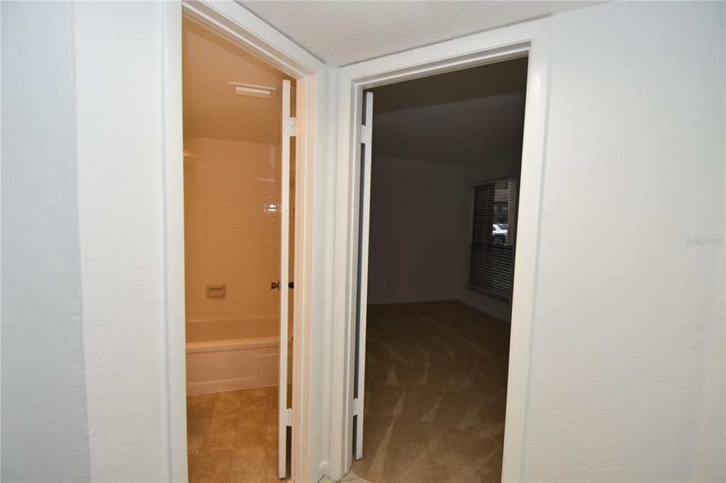 出租: $1,650 (2 贝兹, 2 浴室, 1098 平方英尺)