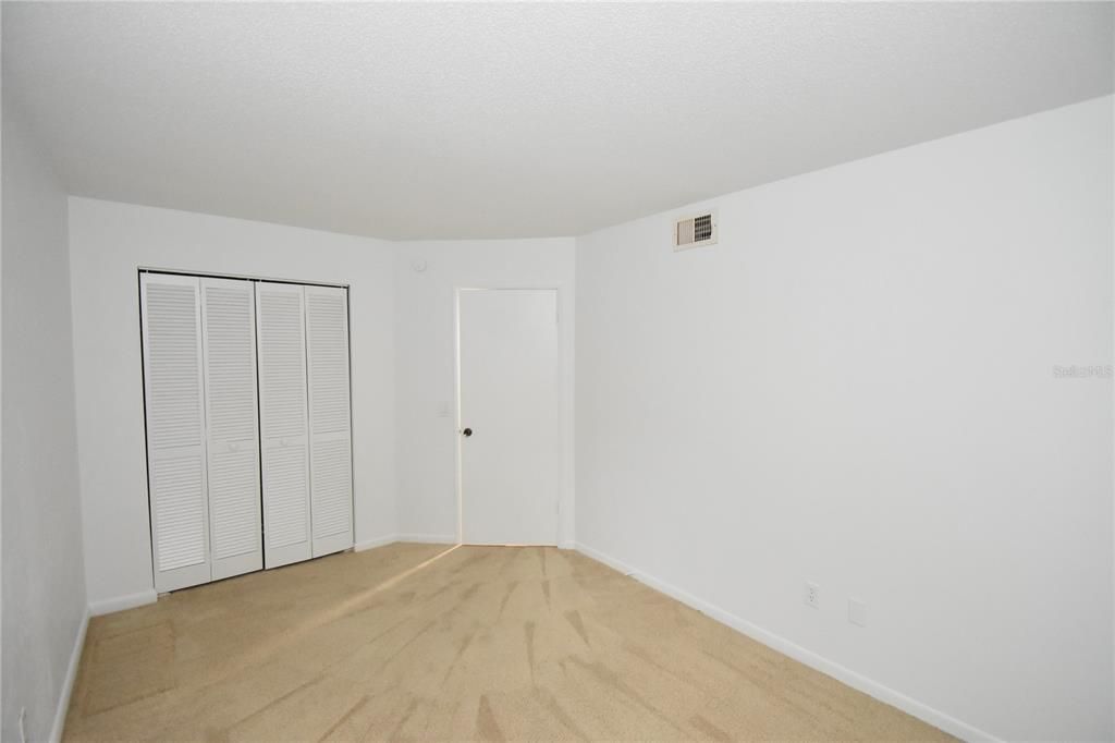 出租: $1,650 (2 贝兹, 2 浴室, 1098 平方英尺)