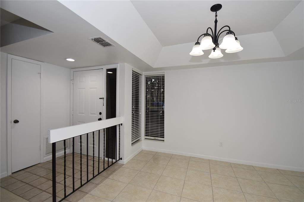 出租: $1,650 (2 贝兹, 2 浴室, 1098 平方英尺)