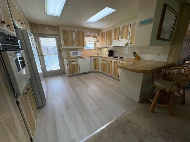 На продажу: $139,000 (2 спален, 2 ванн, 1257 Квадратных фут)