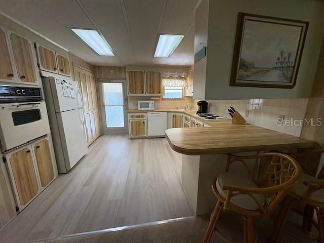На продажу: $139,000 (2 спален, 2 ванн, 1257 Квадратных фут)