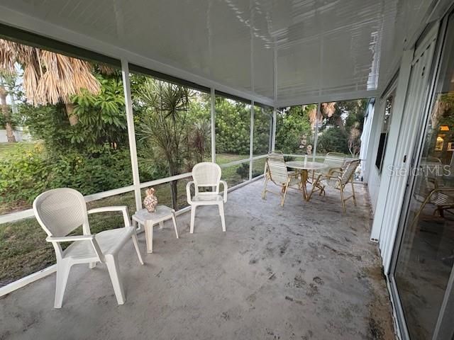 На продажу: $139,000 (2 спален, 2 ванн, 1257 Квадратных фут)