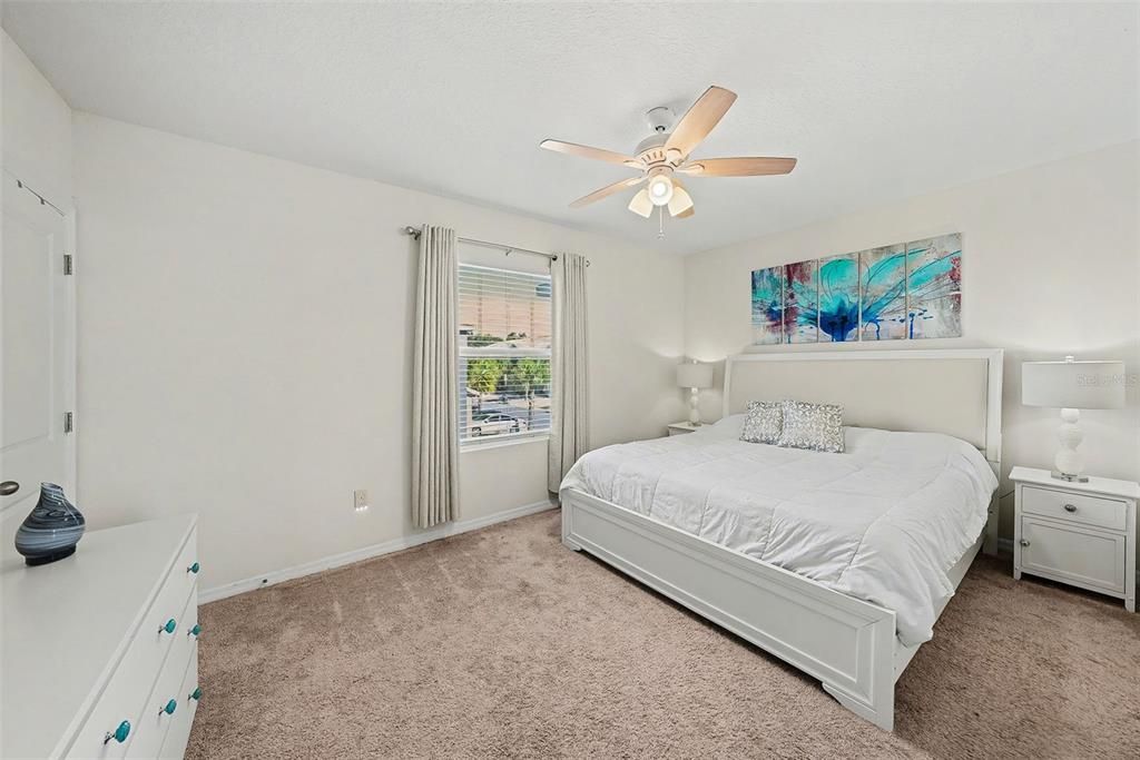 For Sale: $295,000 (3 beds, 2 baths, 1707 Square Feet)