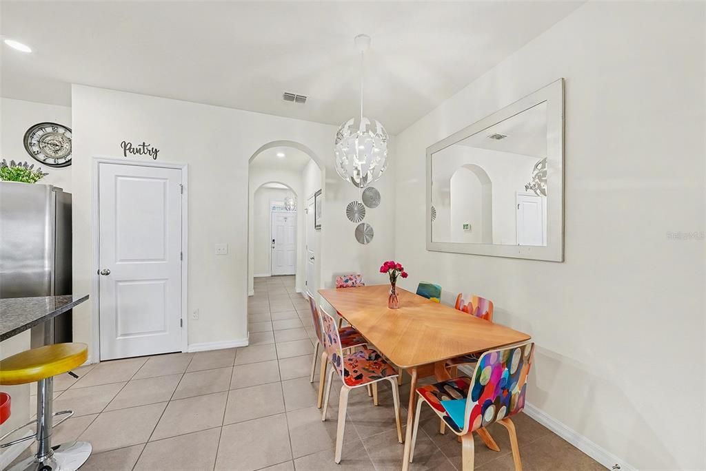 For Sale: $295,000 (3 beds, 2 baths, 1707 Square Feet)