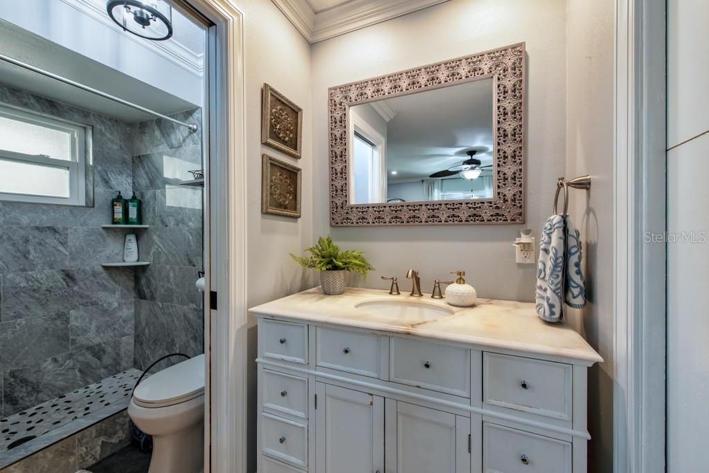 En Venta: $290,000 (3 camas, 2 baños, 1434 Pies cuadrados)