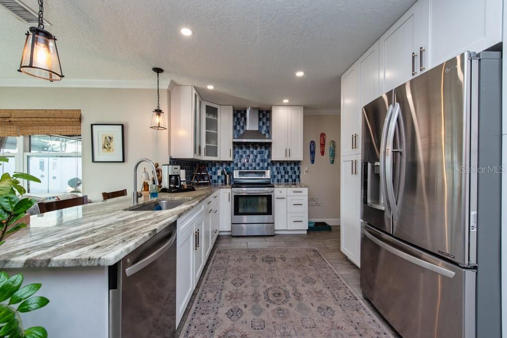 En Venta: $290,000 (3 camas, 2 baños, 1434 Pies cuadrados)