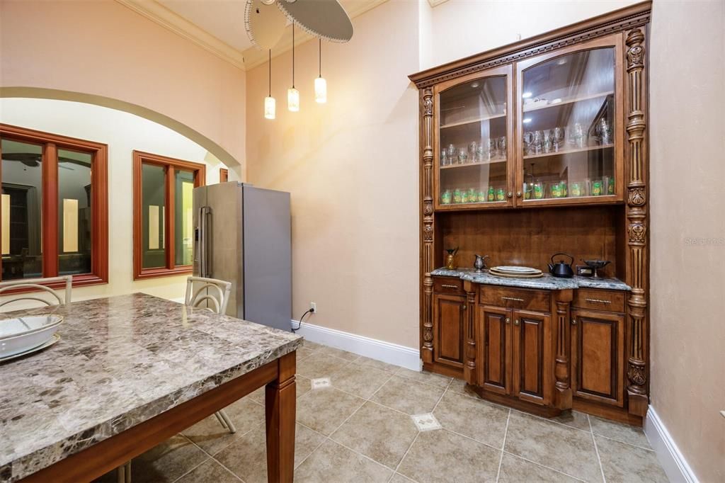 待售: $1,995,000 (5 贝兹, 5 浴室, 7136 平方英尺)