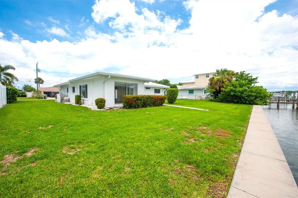 出租: $3,500 (2 贝兹, 2 浴室, 1497 平方英尺)