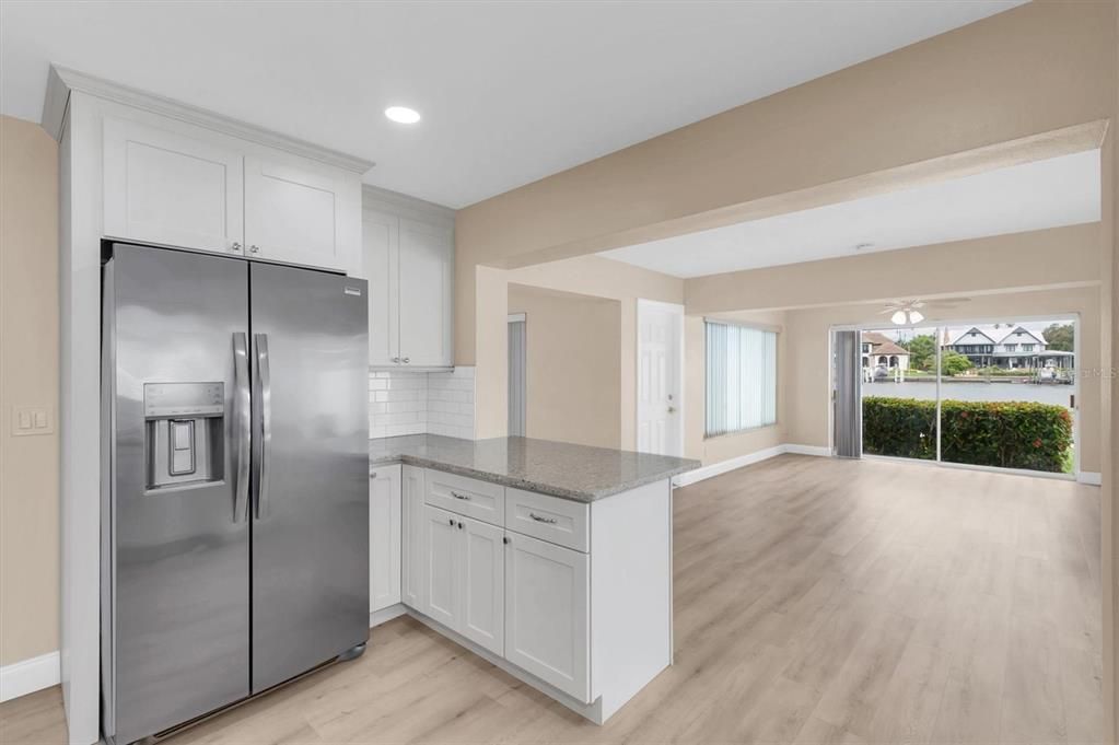 出租: $3,500 (2 贝兹, 2 浴室, 1497 平方英尺)