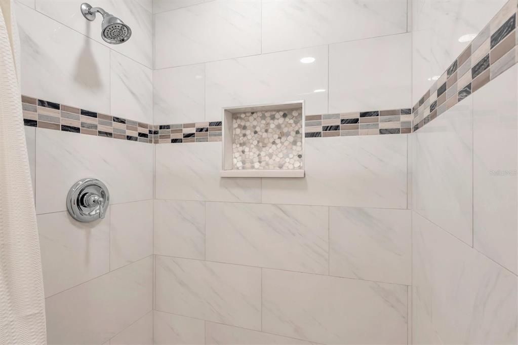 出租: $3,500 (2 贝兹, 2 浴室, 1497 平方英尺)