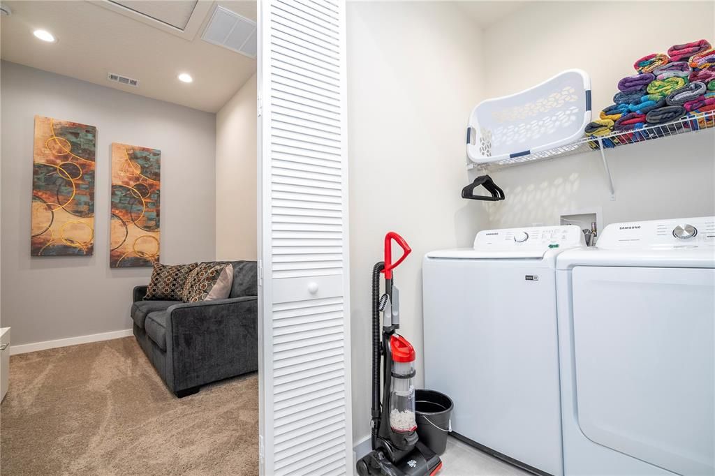 For Sale: $426,000 (3 beds, 3 baths, 1530 Square Feet)