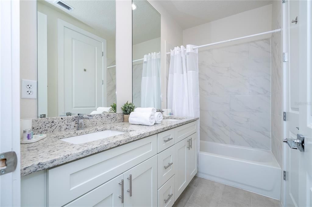 For Sale: $426,000 (3 beds, 3 baths, 1530 Square Feet)