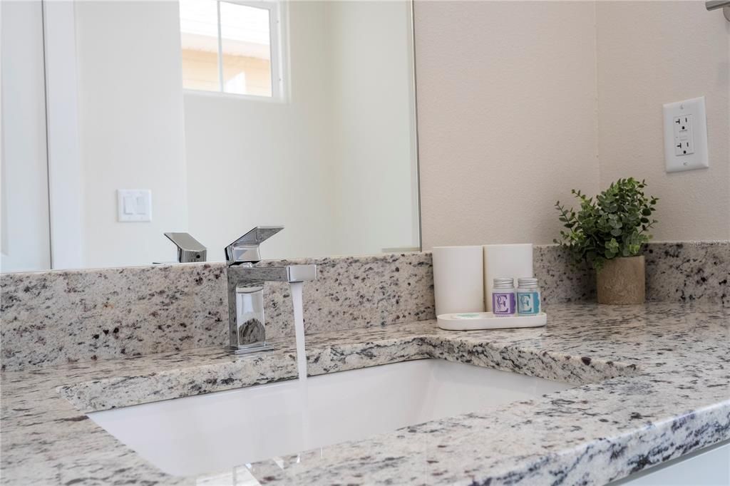 For Sale: $426,000 (3 beds, 3 baths, 1530 Square Feet)