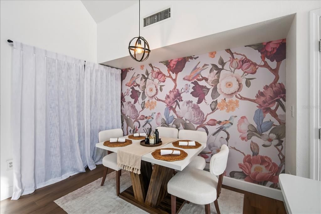 待售: $240,000 (2 贝兹, 1 浴室, 1132 平方英尺)