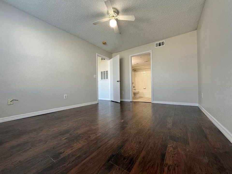 En Renta: $1,450 (2 camas, 2 baños, 1026 Pies cuadrados)