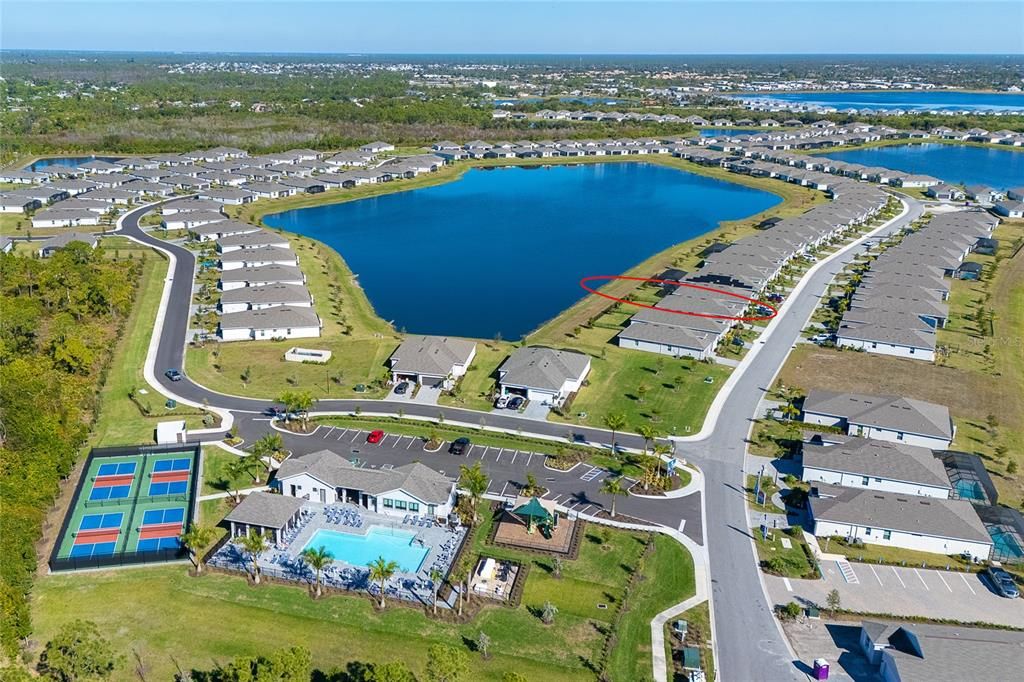 En Venta: $350,000 (4 camas, 3 baños, 1985 Pies cuadrados)