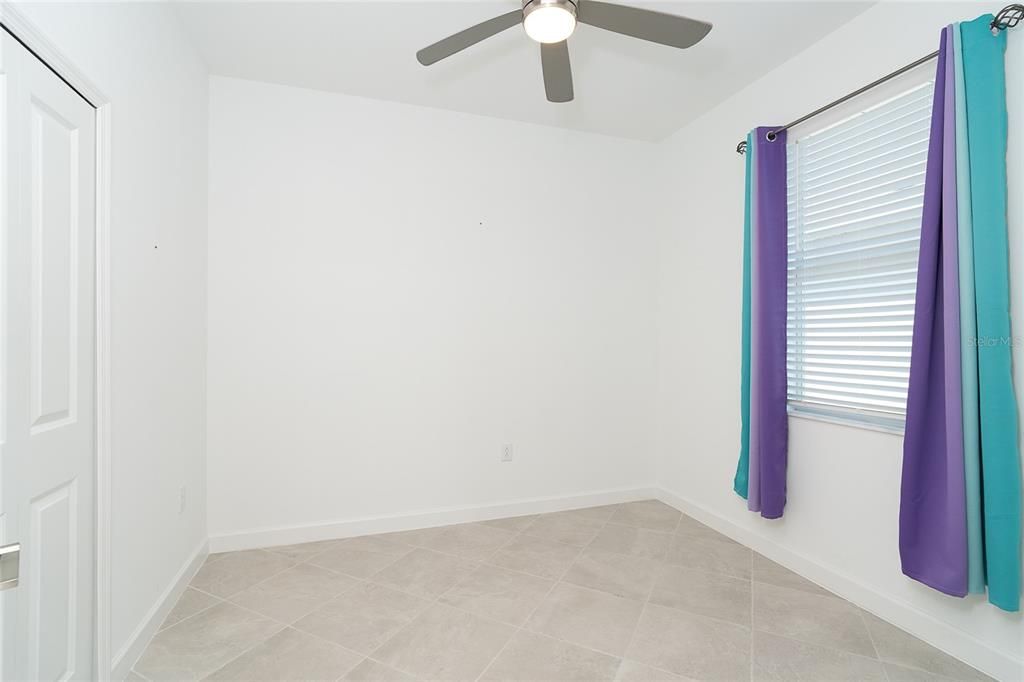 En Venta: $350,000 (4 camas, 3 baños, 1985 Pies cuadrados)