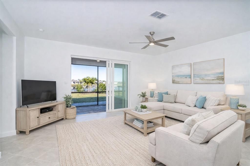 En Venta: $350,000 (4 camas, 3 baños, 1985 Pies cuadrados)