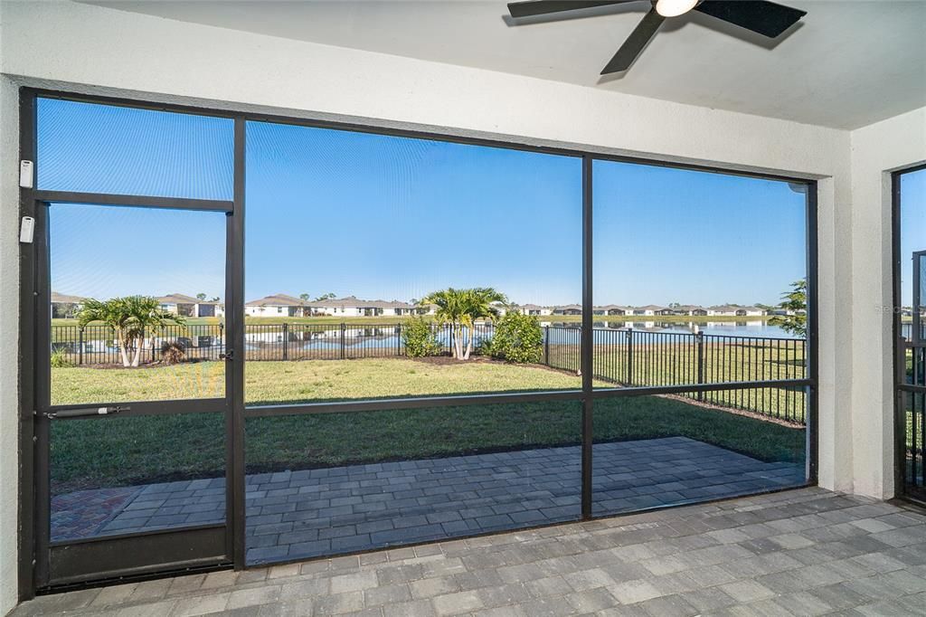 En Venta: $350,000 (4 camas, 3 baños, 1985 Pies cuadrados)