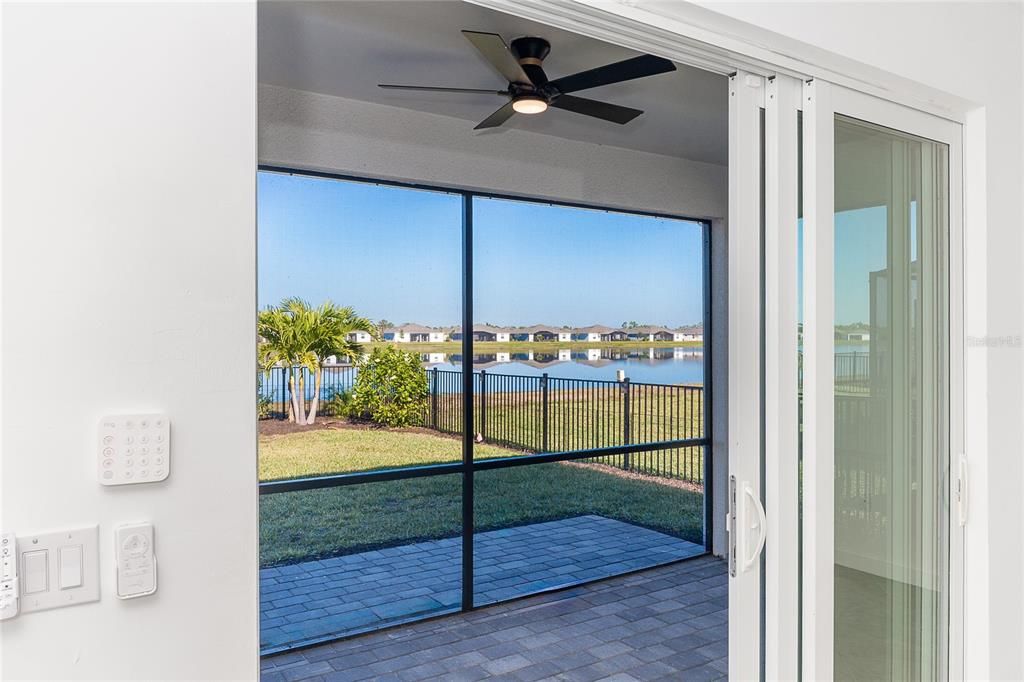 En Venta: $350,000 (4 camas, 3 baños, 1985 Pies cuadrados)