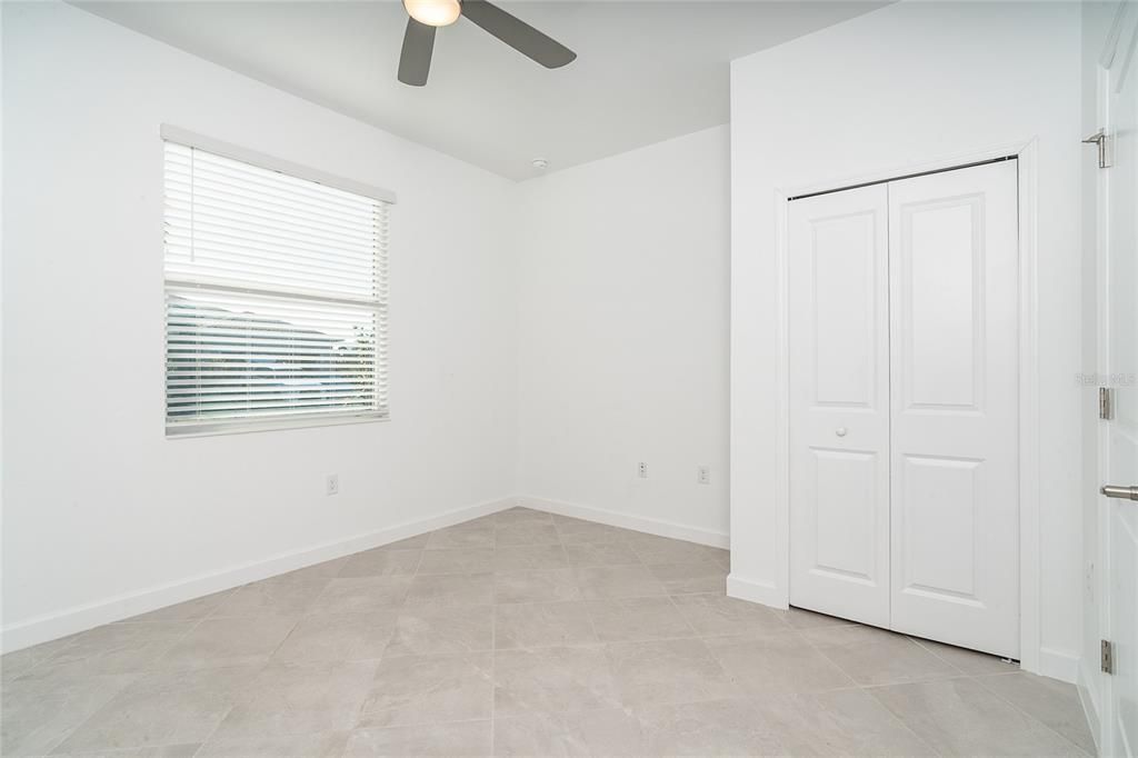 En Venta: $350,000 (4 camas, 3 baños, 1985 Pies cuadrados)