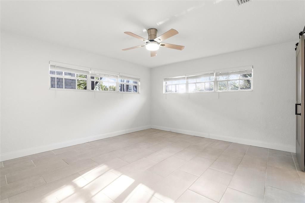 For Rent: $5,850 (4 beds, 3 baths, 2603 Square Feet)