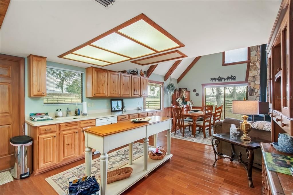 En Venta: $4,900,000 (2 camas, 2 baños, 1567 Pies cuadrados)