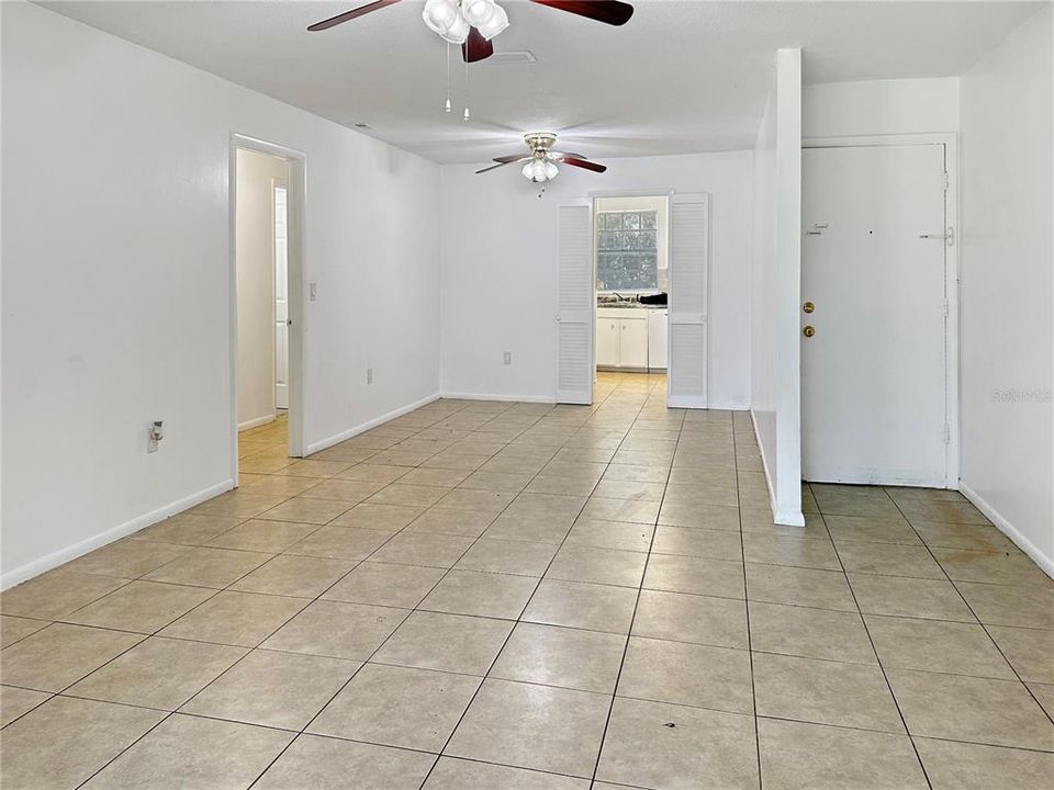 На продажу: $185,000 (0 спален, 0 ванн, 1206 Квадратных фут)