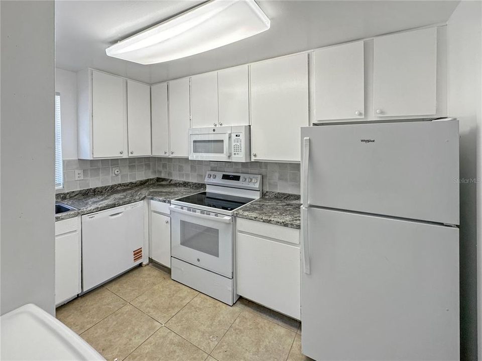 На продажу: $185,000 (0 спален, 0 ванн, 1206 Квадратных фут)