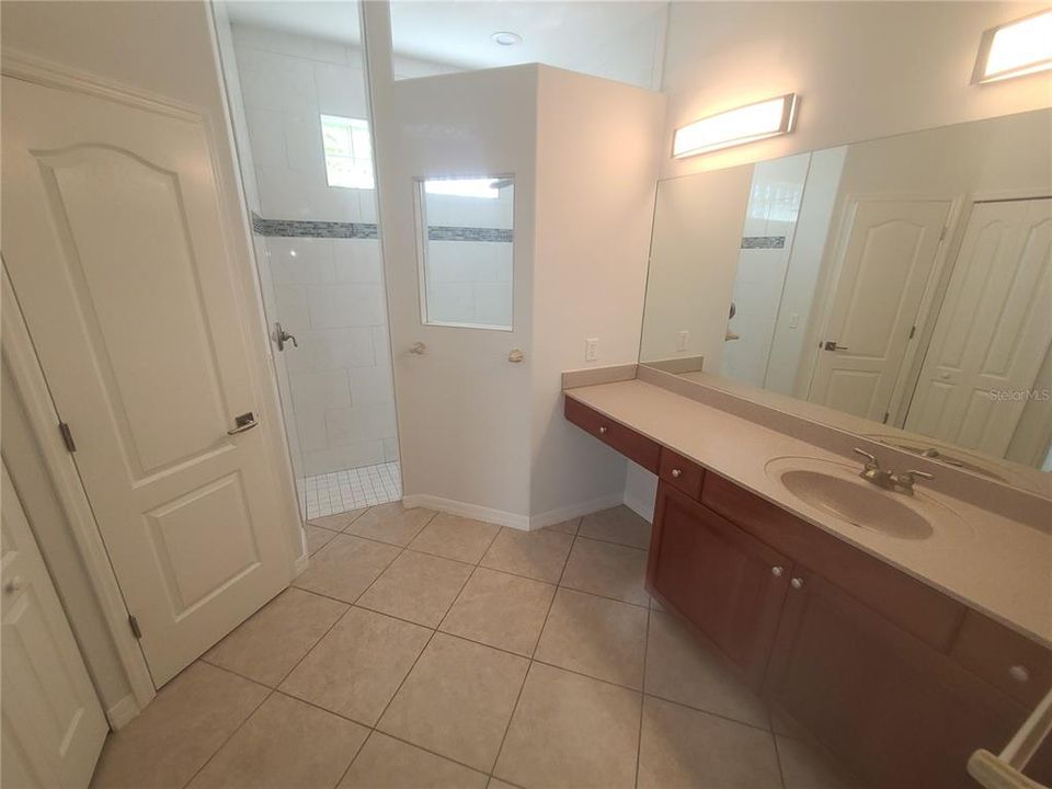 For Sale: $475,000 (3 beds, 2 baths, 1856 Square Feet)