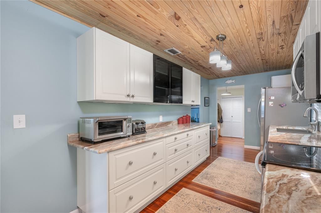 На продажу: $650,000 (3 спален, 3 ванн, 2247 Квадратных фут)