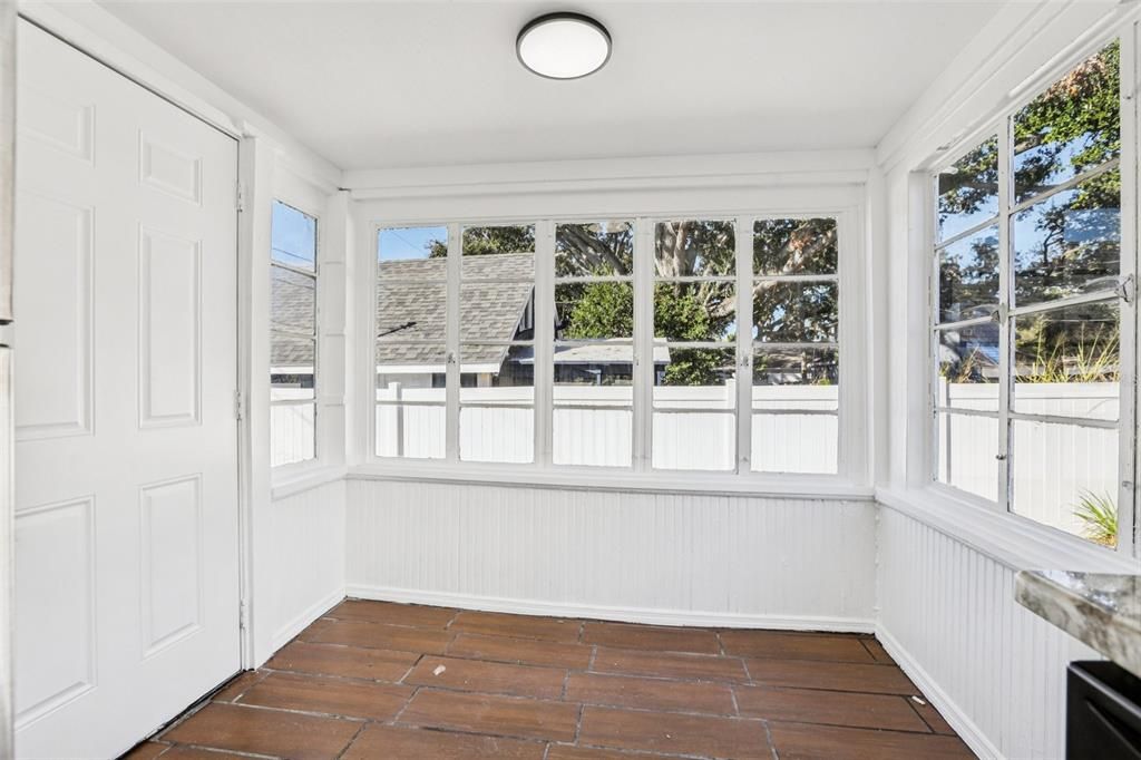 En Venta: $530,000 (4 camas, 3 baños, 1543 Pies cuadrados)