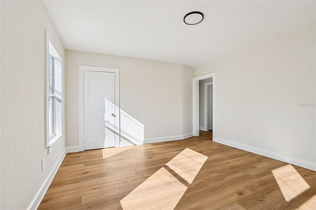 En Venta: $530,000 (4 camas, 3 baños, 1543 Pies cuadrados)