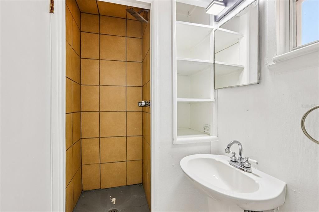 En Venta: $530,000 (4 camas, 3 baños, 1543 Pies cuadrados)