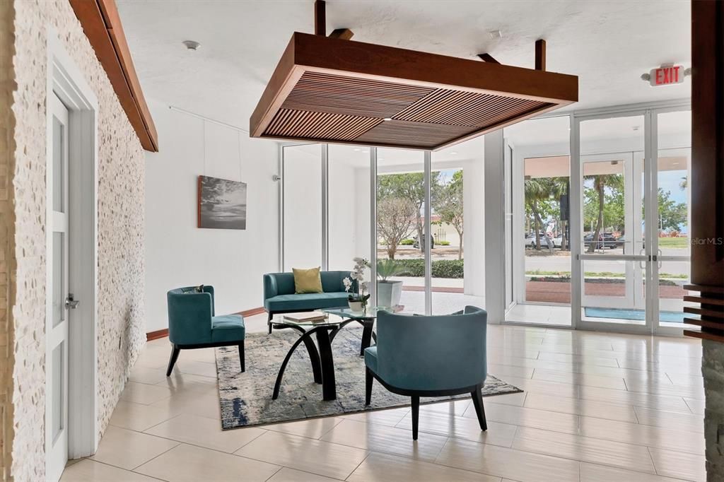 На продажу: $599,000 (2 спален, 2 ванн, 1200 Квадратных фут)